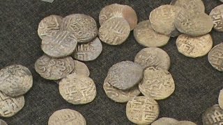 Астрахань: уникальный клад монет