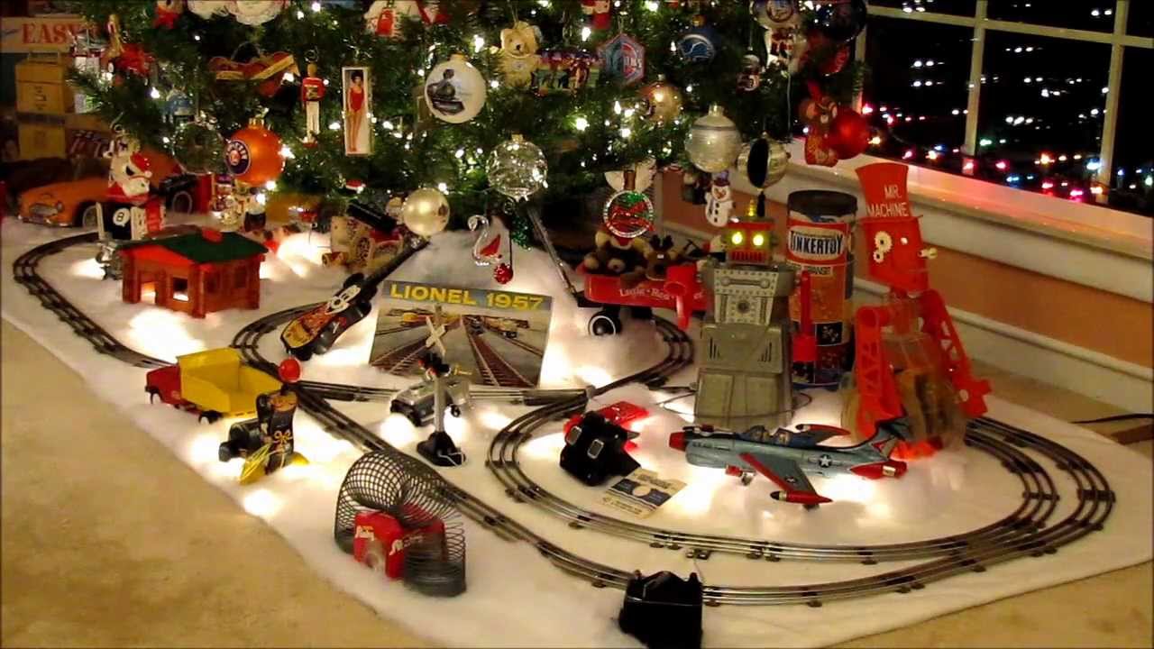 2012 Christmas - 1950's Nostalgia Toys and Lionel Train Layout - YouTube
