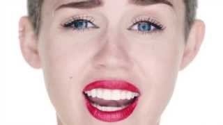 Miley Cyrus Vs Sinead O'Connor - Nothing Compares To Wrecking Ball (Robin Skouteris Mix)