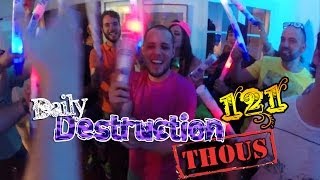 Daily Destruction 121 - Fiesta Brugal, Batmans, Policía y Nueva Casa!