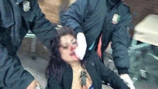 IMPRESIONANTE Policías golpean a mujer borracha (VIDEO)