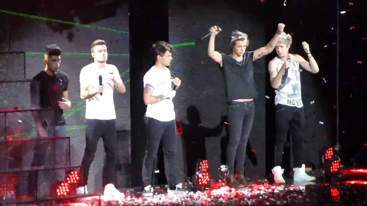 One Direction - Kiss You - Houston July 21 2013 - YouTube