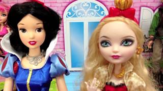 Princesas, Rainha Má e Ever After High por Julia