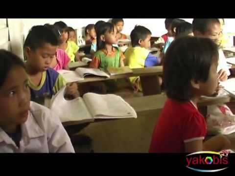 di pedalaman Kalimantan Barat. Lagu Aku Cinta Indonesia. - YouTube
