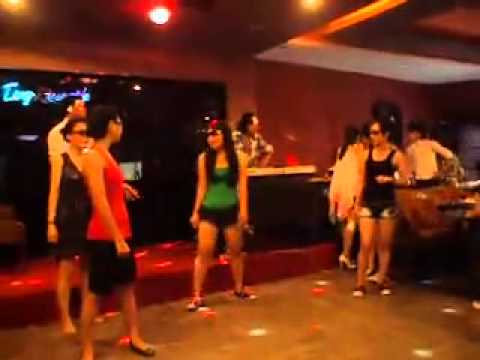 Hình ảnh trong video CÁI CHẾT LÃNG XẸT CỦA 2 CON THIÊN NGA