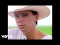 Kenny Chesney - Me And You - Youtube
