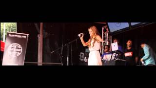 Rihanna - Diamonds || (Gaye Norman Live Perofrmance) 2013