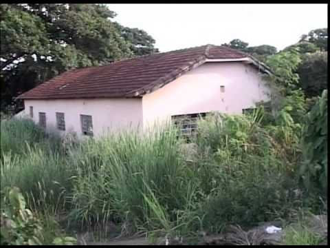 Moradores da Rua Joaquim Aníbal estão na bronca com casa abandonada - parte 2