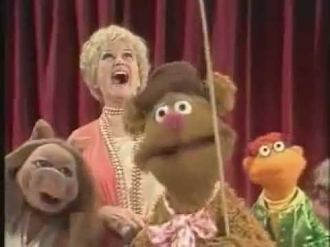 Phyllis Diller on 'The Muppet Show' - YouTube