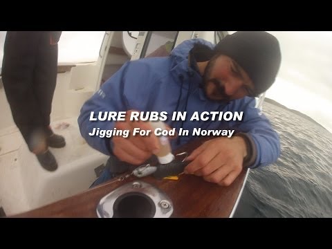 Lure rubs in action jigging for Cod Andorja Norway