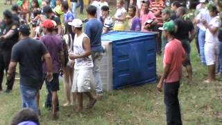 arrancdao  em sao carlos  ,mma  banheiro quimico rolando e desrespeito ao policial