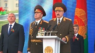 Петух Лукашенко: независимость Беларуси основана на заслугах поколения победителей