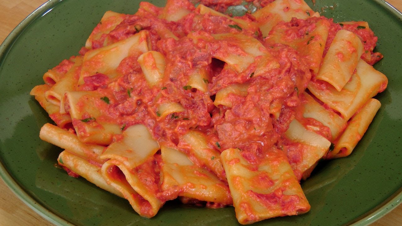 Pasta with Cream and Pancetta Laura Vitale Recipe Laura in the Kitchen Episode 232 YouTube
