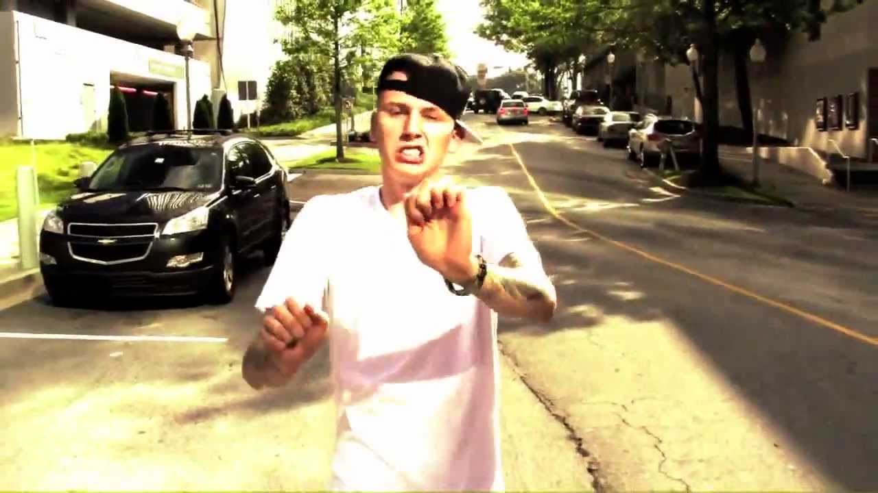 Machine Gun Kelly -Chip Off The Block [Official Music Video] - YouTube