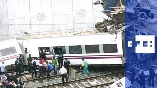 Al menos 60 muertos en el accidente de tren en Santiago