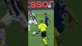 Pure class by the professor Mkhitaryan 👨‍🏫✨?? #IMInter #Shorts
