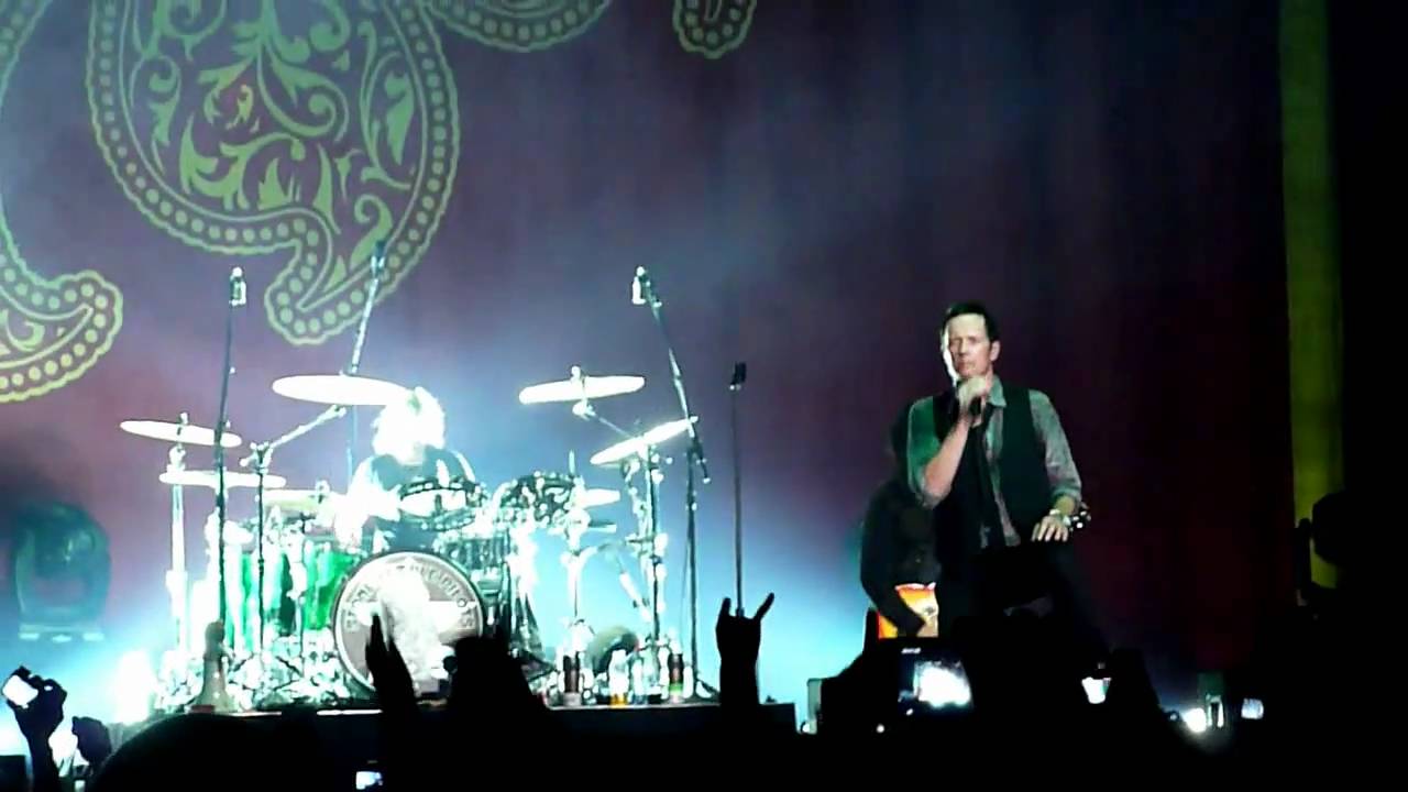 2010.12.07 - Stone Temple Pilots - Big Empty - Movistar Arena ...