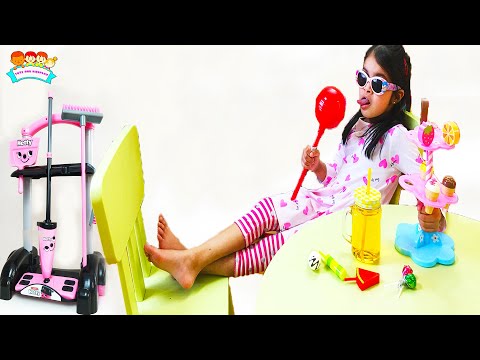 Cutie and Fun with Cleaning Toys & Serving Toy Food
