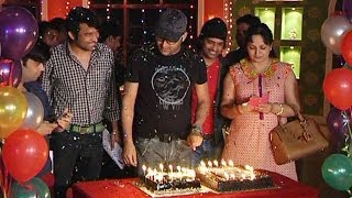 Kapil Sharma's BIRTHDAY SURRPISE on the sets of Comedy Nights with Kapil -- EXCLUSIVE