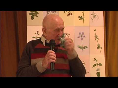 A parlagfű - A bükki Fűvesember előadása Győrbe