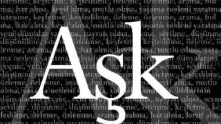 Seni sevdim beklerim dönsem de sabır taşına
Canımı feda ederim düşünmeden bir bakışına
Dayana Seni sevdim beklerim dönsem de sabır taşına
Canımı feda ederim düşünmeden bir bakışına
Dayana