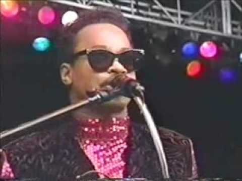 ROGER&ZAPP-I wanna be Your man - LIVE! - YouTube