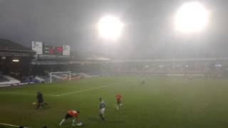 Must watch! The Kenilworth Road storm attacks!