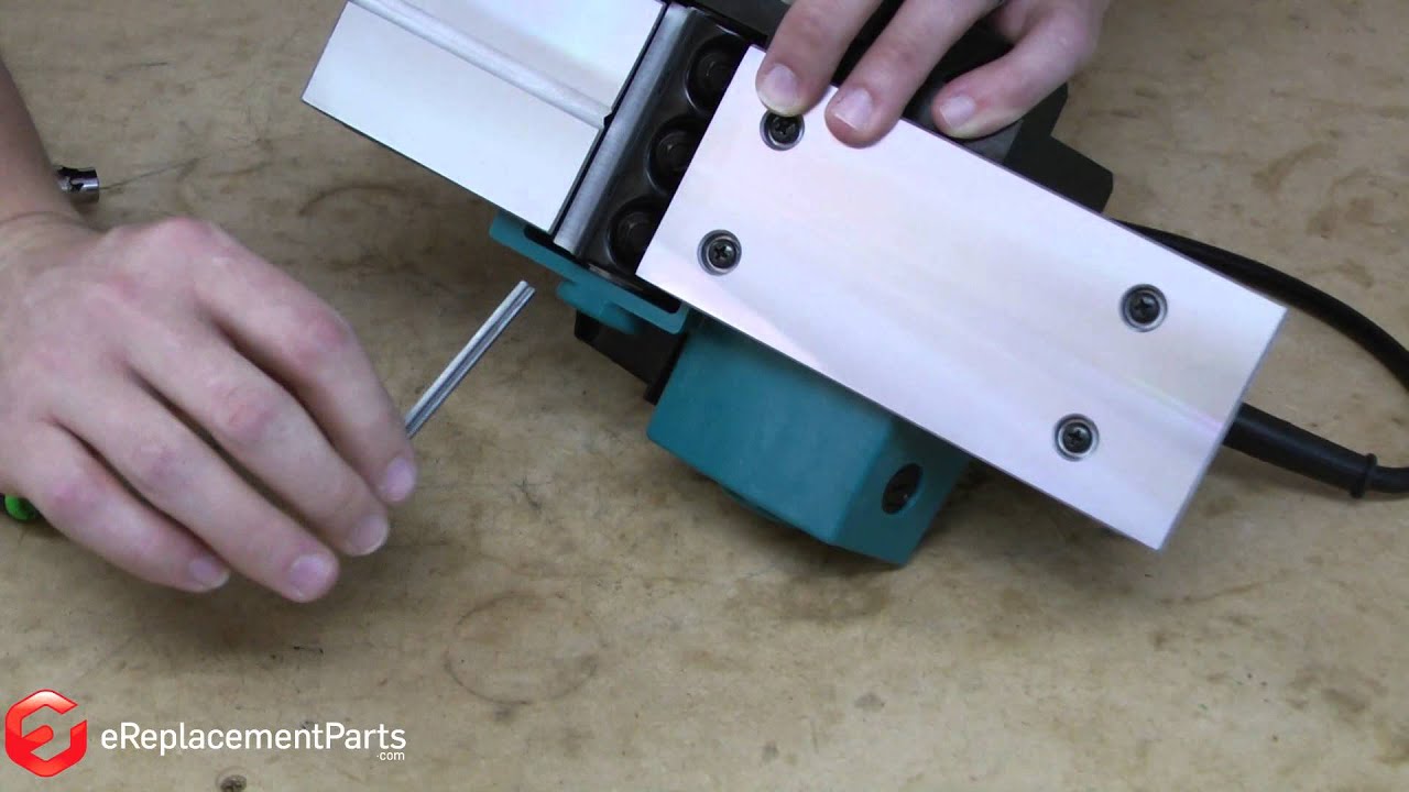 How to Change the Blades on a HandHeld Planer YouTube