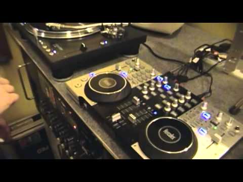 Hercules DJ Console 4-Mx & Traktor PRO - YouTube