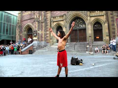 Funny Street Artist in Montreal, Featured Snap Boogie
