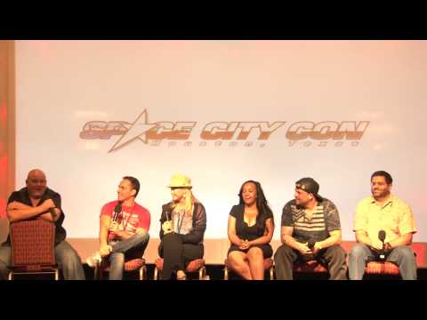 ảnh trong video Power Rangers Power Hour from Space City Con 2013