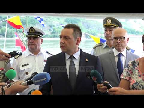 Download Policia e Kosovës ndalon Vuçiç; S’i lejohet vizita në Drenicë - Top Channel Albania