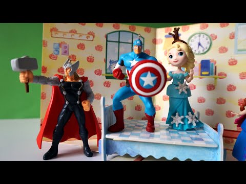 Five Litte Heroes and Beauty Jumping on the Bed Nursery