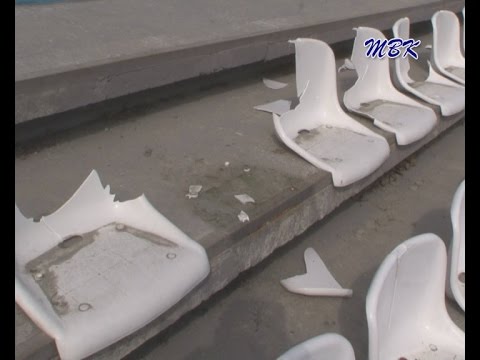 На «Заре» неизвестные сломали трибуну