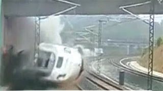 Voici les images de l'accident du train à grande vitesse en Espagne