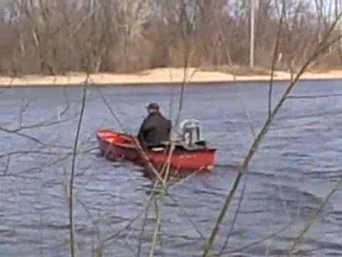 airboat powered canoe - YouTube