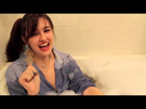 Bath Time with Kristen: How To Make A Masterful Portrait! (Ep. 1)