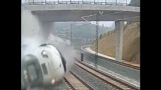 CRASH ! Accident de train en Espagne: la vidéo du crash - Train accident in Spain: the crash video