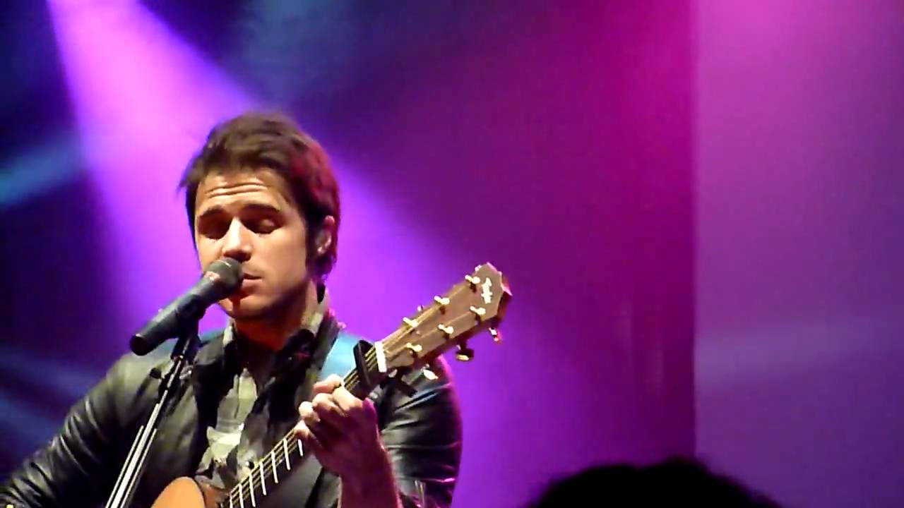 Kris Allen - Falling Slowly/With Or Without You (NYC 2/12/10 ...