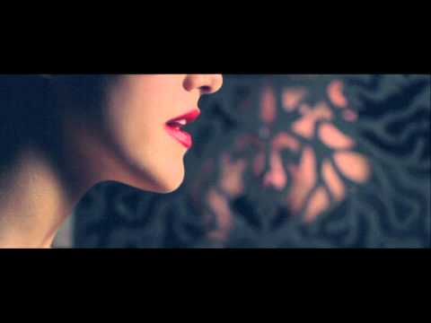 Lana Jurcevic- Ubile usne moje