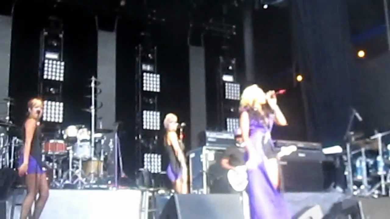 Melanie Fiona - Watch Me Work - The Liberation Tour - Nikon At Jones ...