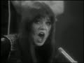 Melanie Lay down 1970 doing her thing for enthousiastic dutch audience