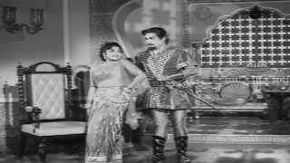 Bandipotu  Rajanala Introduction Scene  NTR, Krishna Kumari