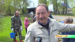 Восемьдесят рябинок высадили лебедёвцы в центре села