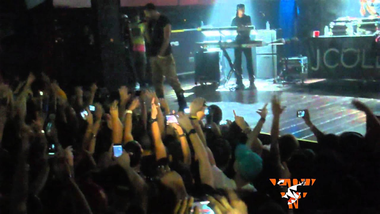 Cole Performs "Rise & Shine" & "Mr. Nice Watch" At Revolution (Ft ...