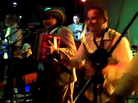 EL GARROBERO(Aniceto Molina) en Sonsonate - YouTube