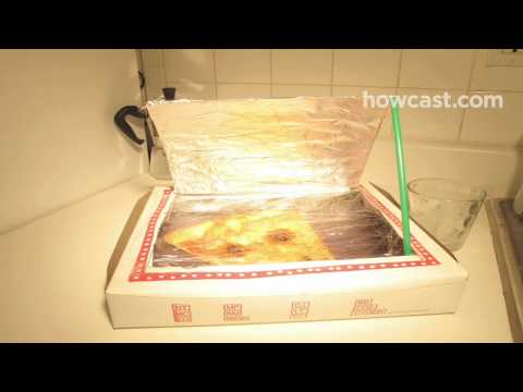 How to Turn a Pizza Box into a Solar Oven [video]