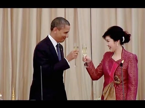 President Obama and Thai Prime Minister Yingluck Shinawatra speak before an official dinner honoring President Obama\'s visit to Thailand. November 18, 2012.