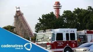 Mujer cae de montaña rusa en Texas / Woman falls from roller coaster in Texas