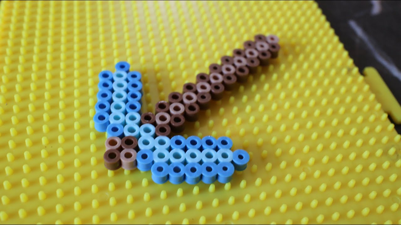 Minecraft Perler Bead Designs ep 3: How to make Diamond Pickaxe